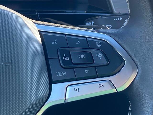 Used 2024 Volkswagen Atlas Cross Sport SE image 25