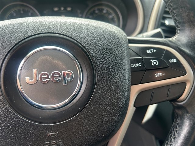 Used 2015 Jeep Cherokee Latitude w/ Cold Weather Group image 23