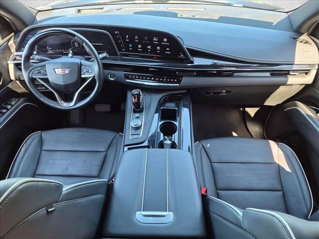 Used 2023 Cadillac Escalade Sport w/ LPO, ONYX Package AWD/4WD image 19