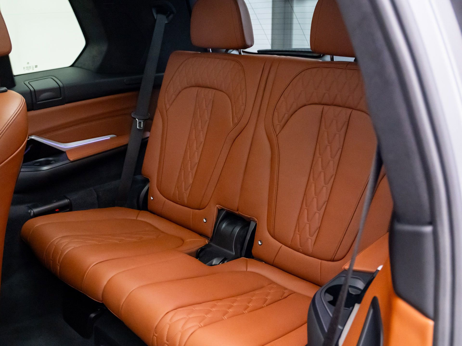 Certified 2024 BMW X7 M60i w/ Executive Package AWD/4WD image 19