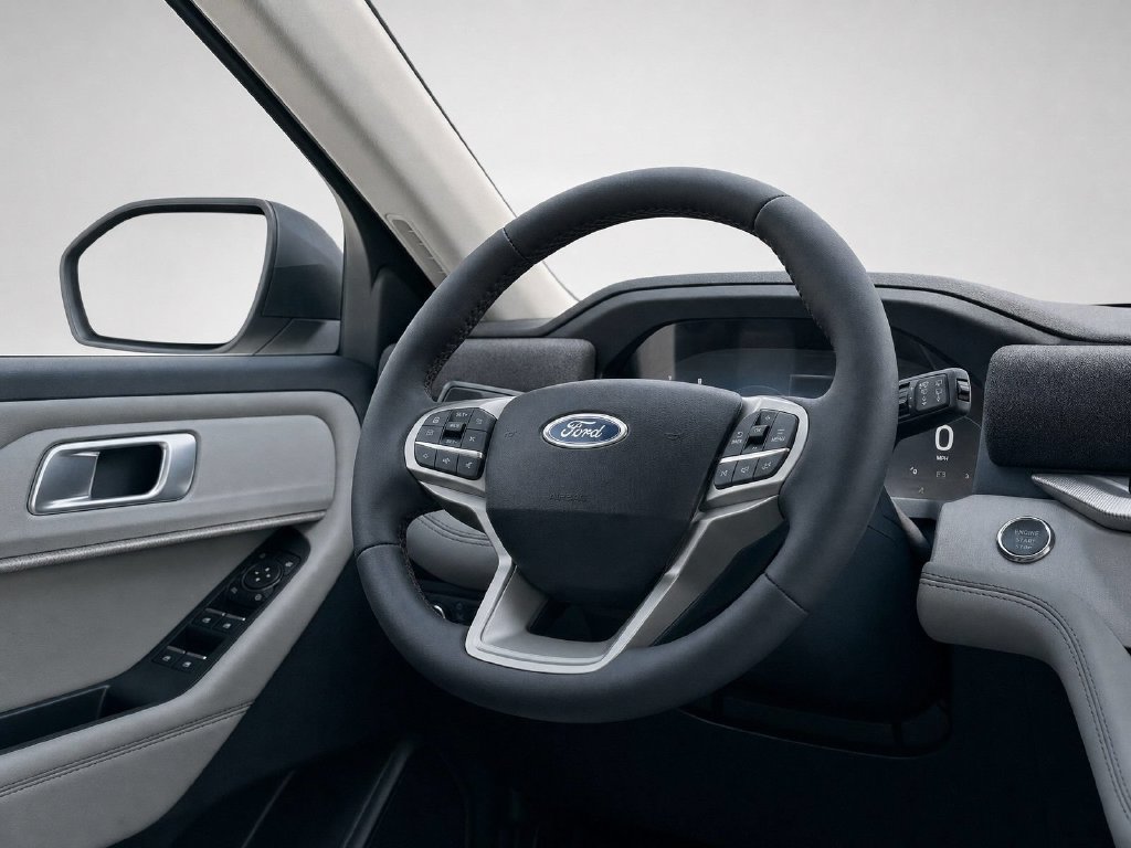 New 2026 Ford Explorer Active AWD/4WD image 17