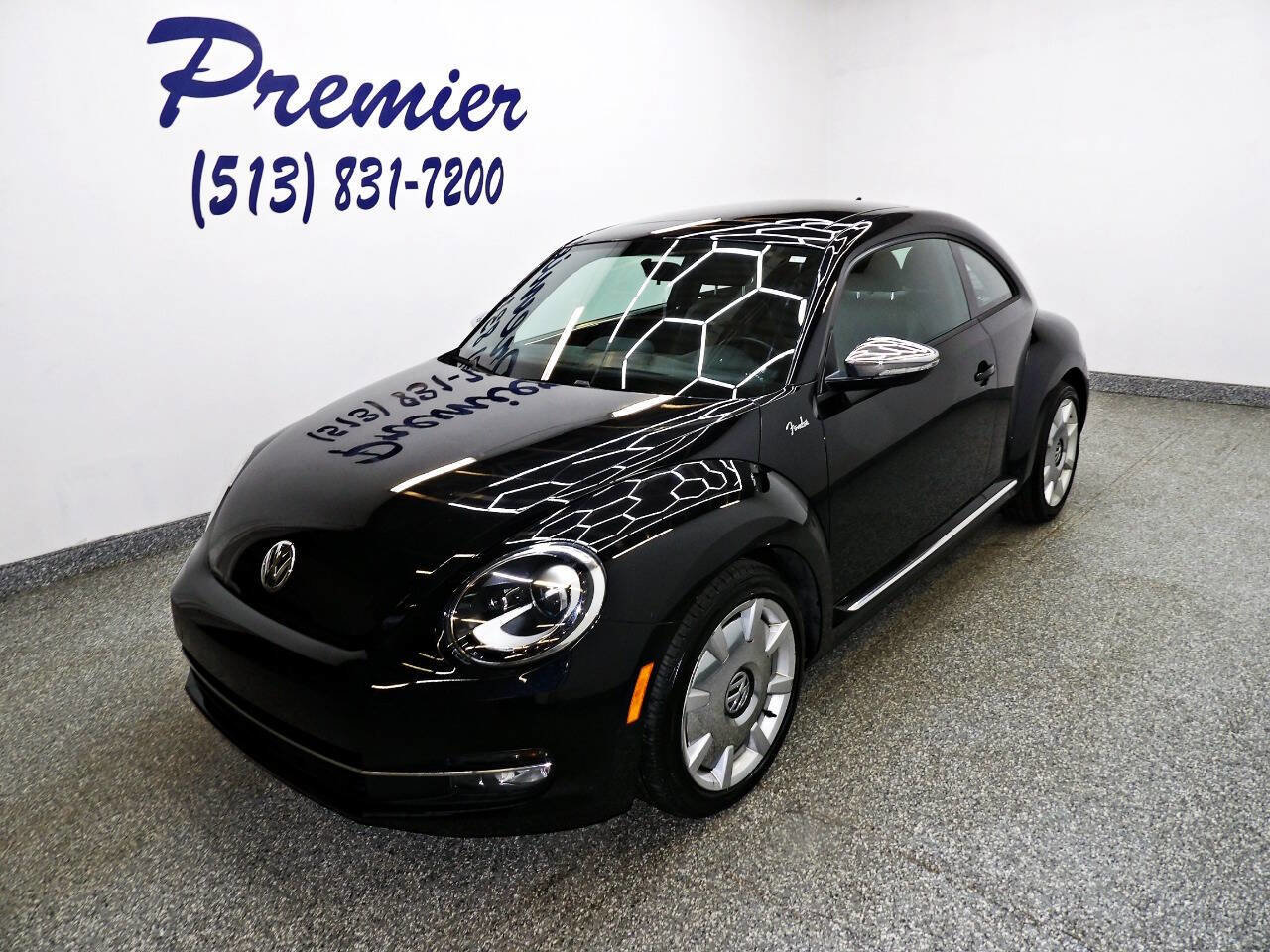 Used 2013 Volkswagen Beetle Turbo FWD image 1