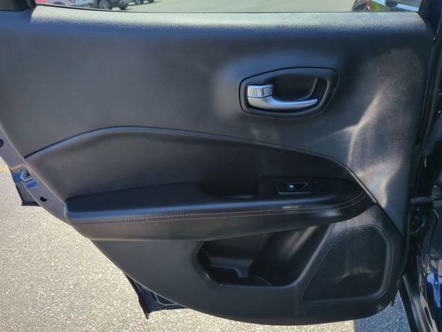 Used 2020 Jeep Compass Limited AWD/4WD image 26