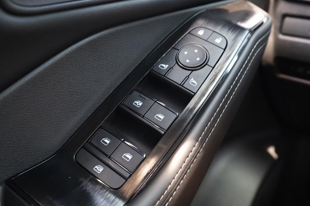 New 2026 Nissan Rogue Dark Armor AWD/4WD image 17