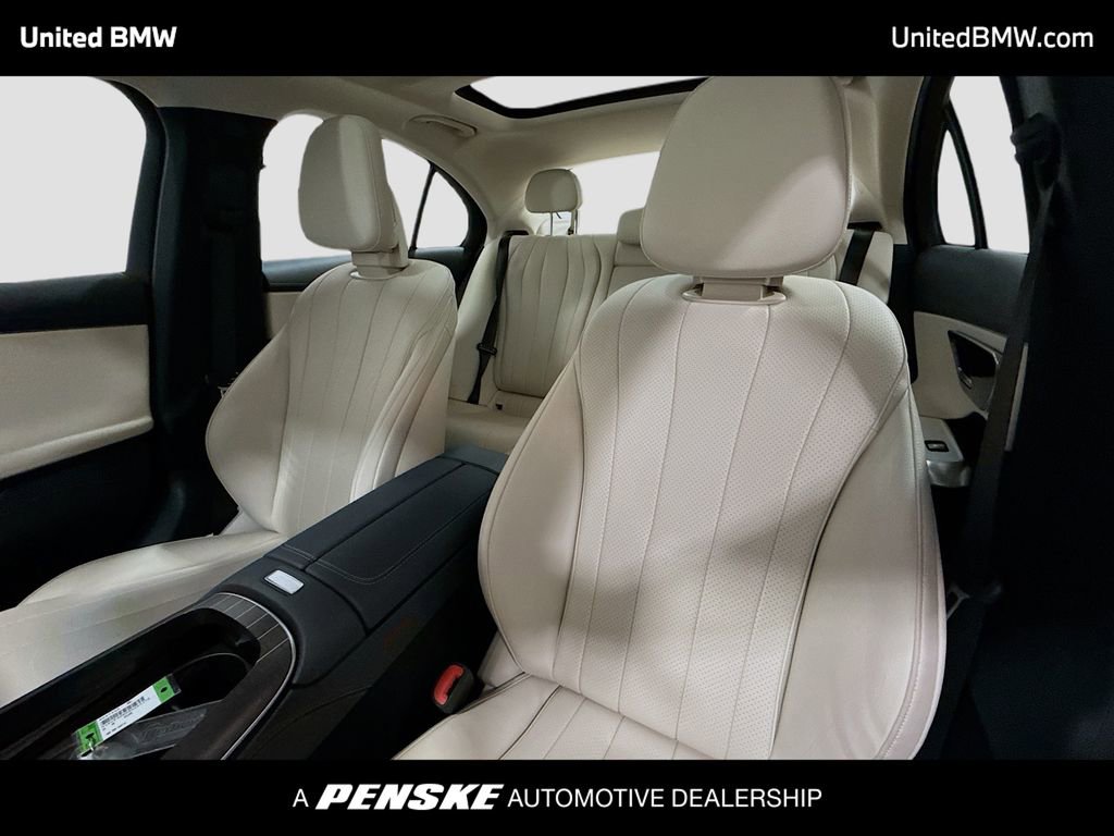 Used 2024 Mercedes-Benz E 350 4MATIC Sedan image 5