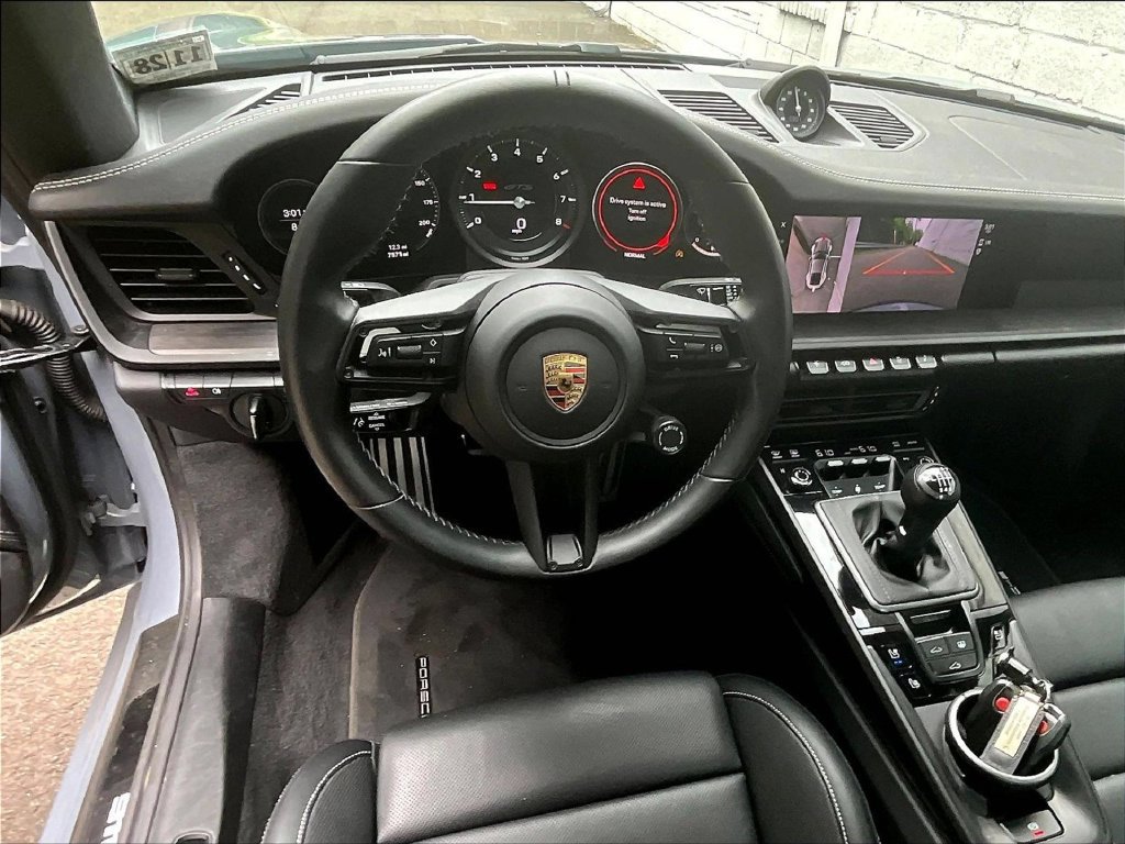Used 2024 Porsche 911 Carrera GTS RWD image 11
