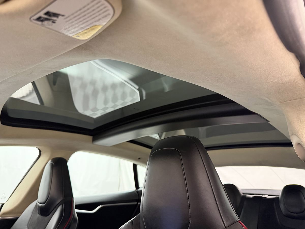 Used 2013 Tesla Model S Performance image 9