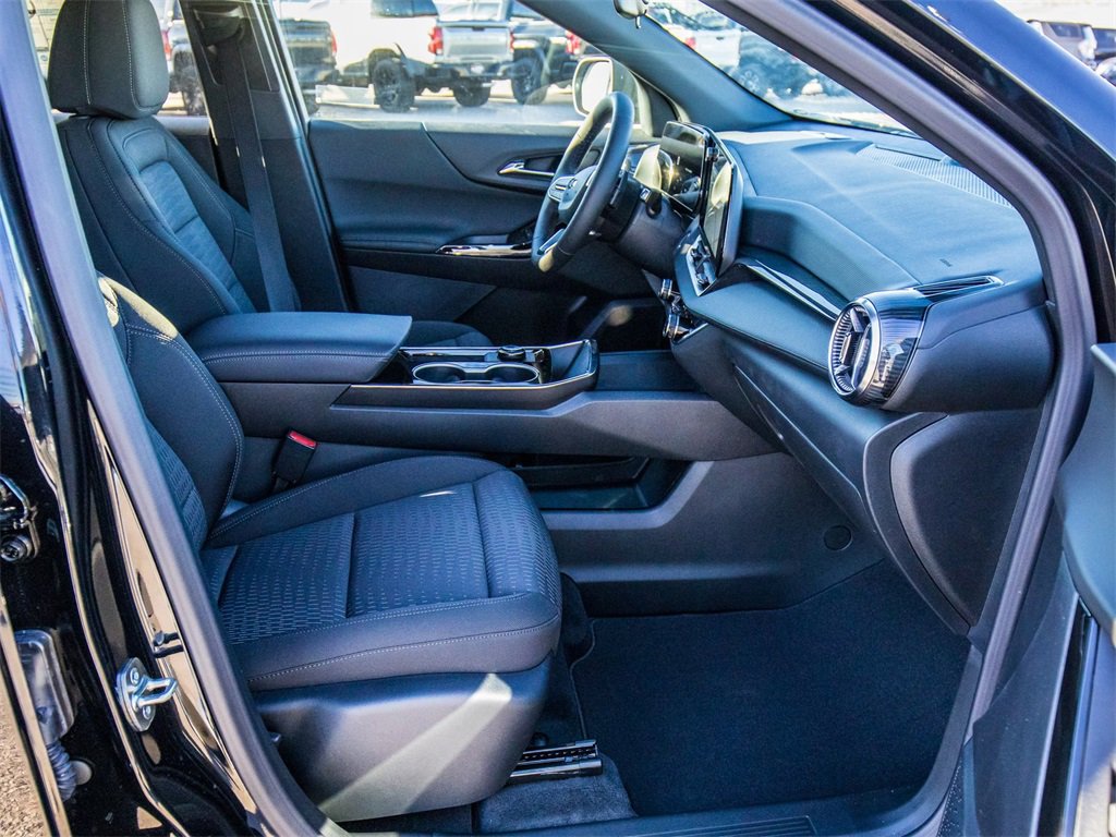 New 2026 Chevrolet Equinox LT w/ Midnight Edition image 14