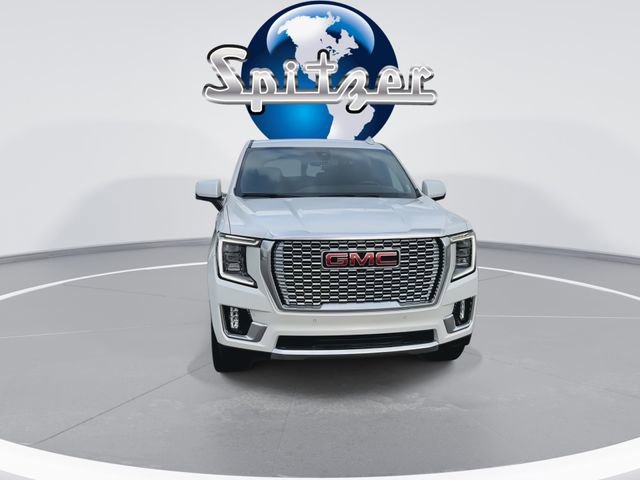 Certified 2022 GMC Yukon XL Denali image 3