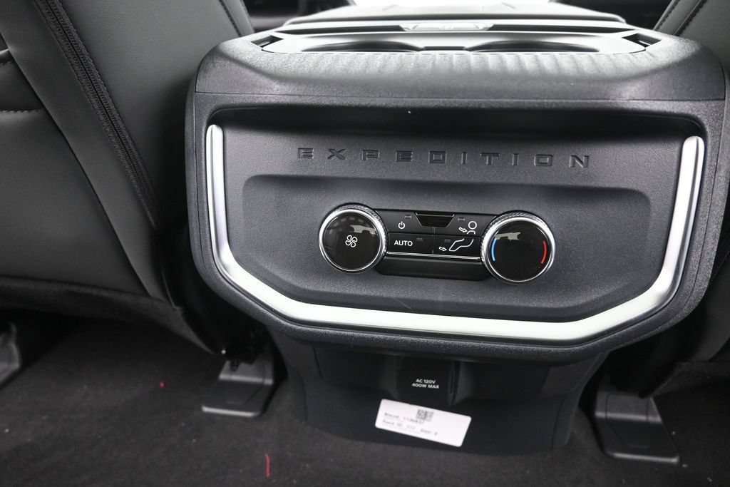 New 2026 Ford Expedition Active RWD image 12
