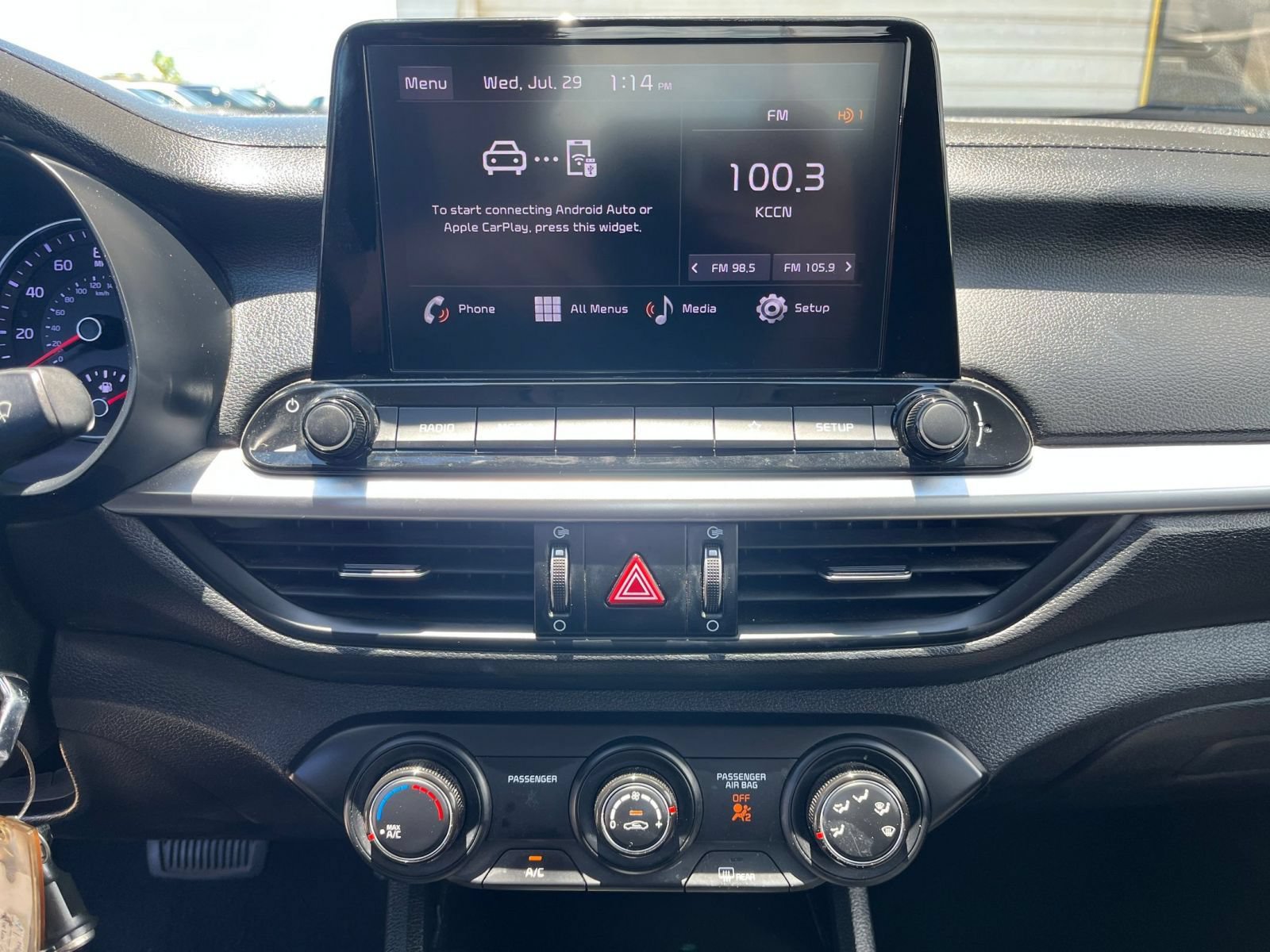 Used 2024 Kia Forte LXS FWD image 16