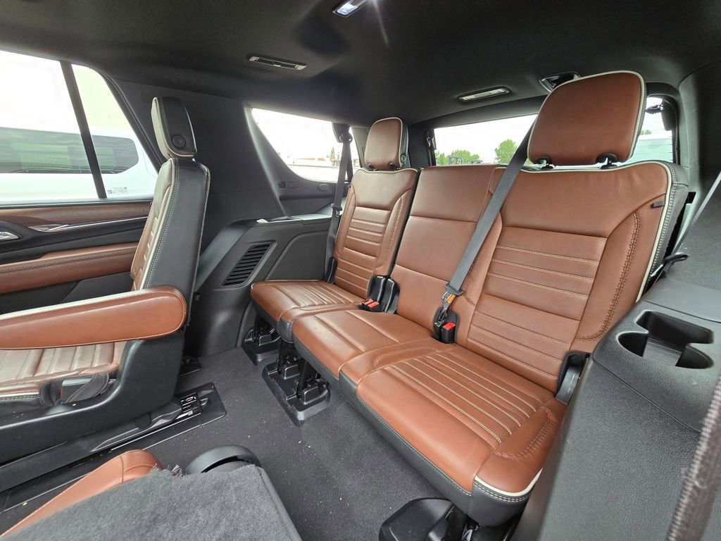 Used 2023 GMC Yukon Denali Ultimate image 20