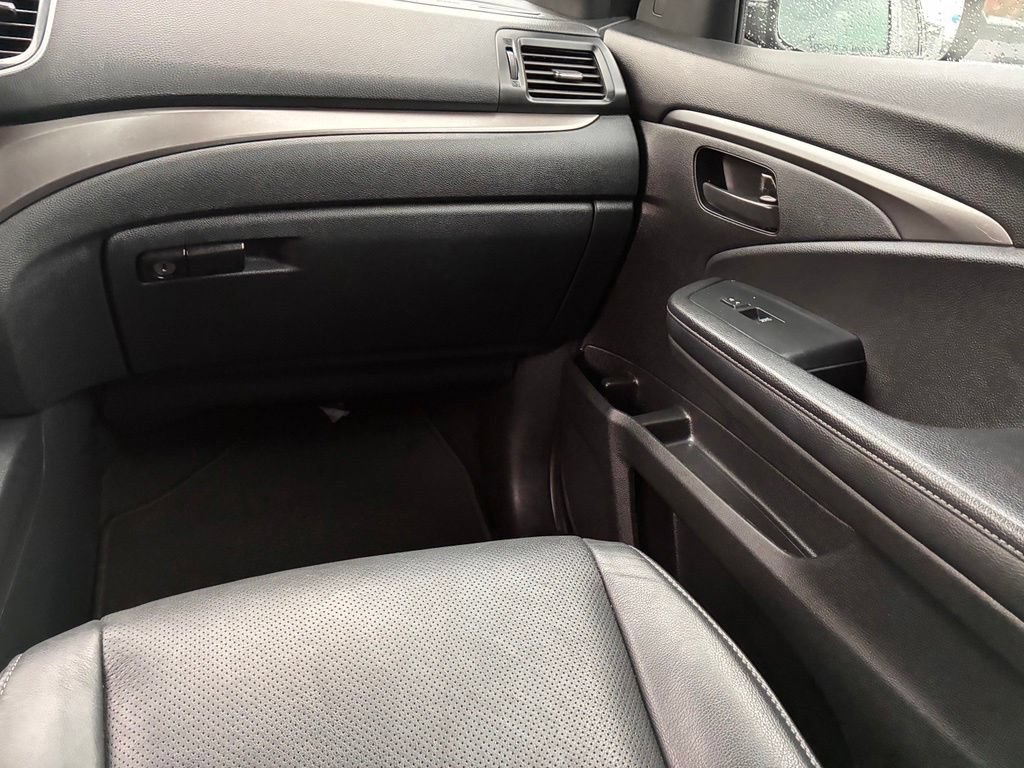 Used 2023 Honda Passport EX-L image 37