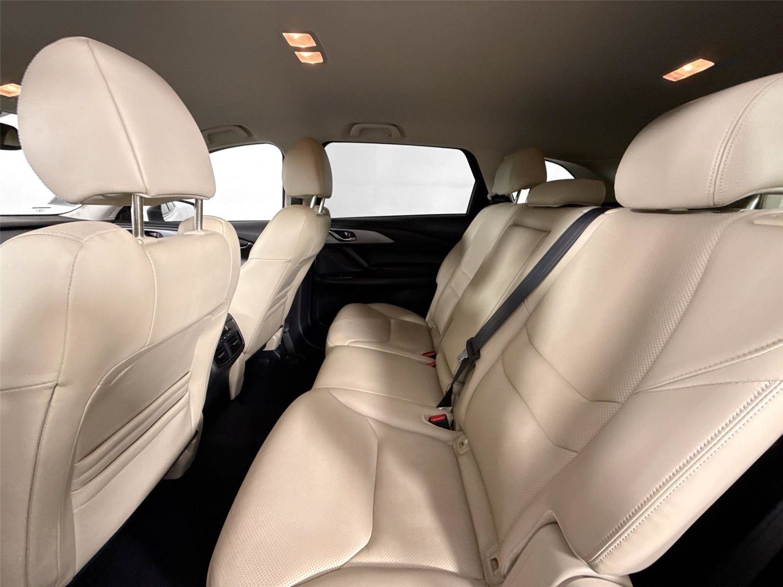 Used 2020 MAZDA CX-9 Touring image 31