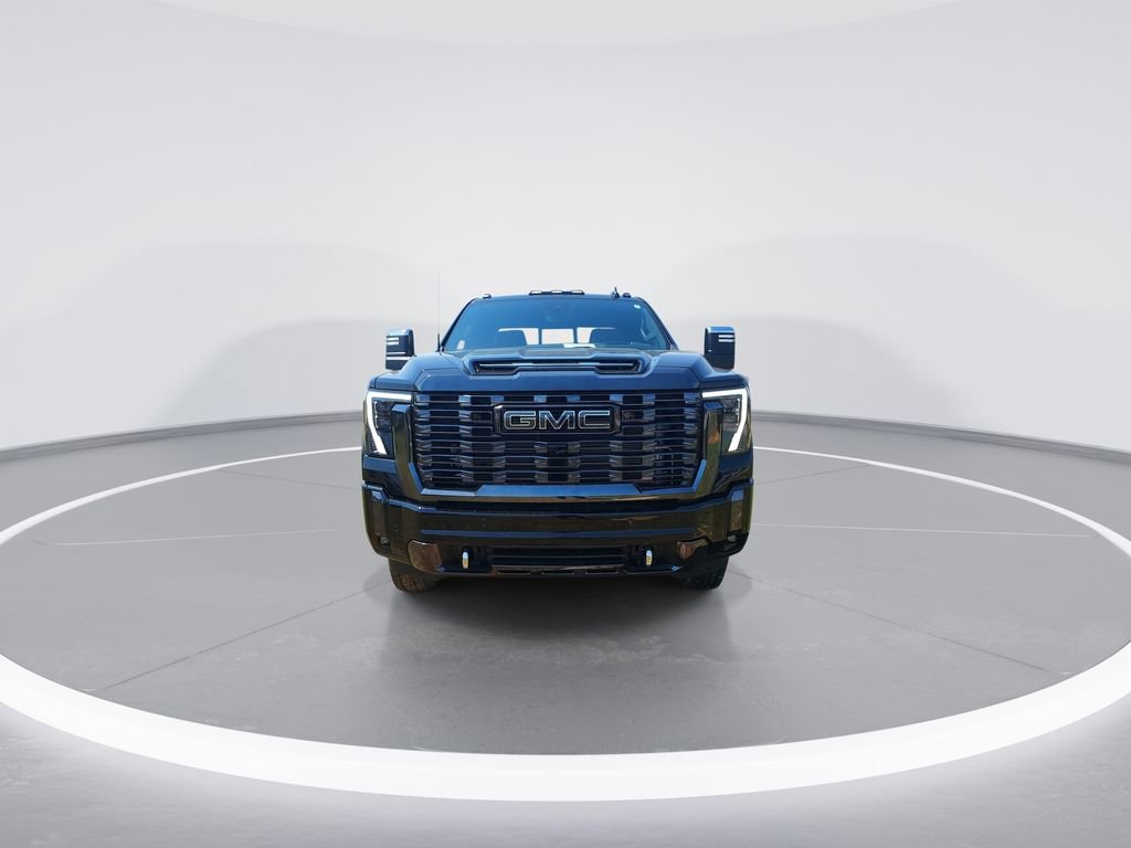Used 2024 GMC Sierra 3500 Denali Ultimate image 3