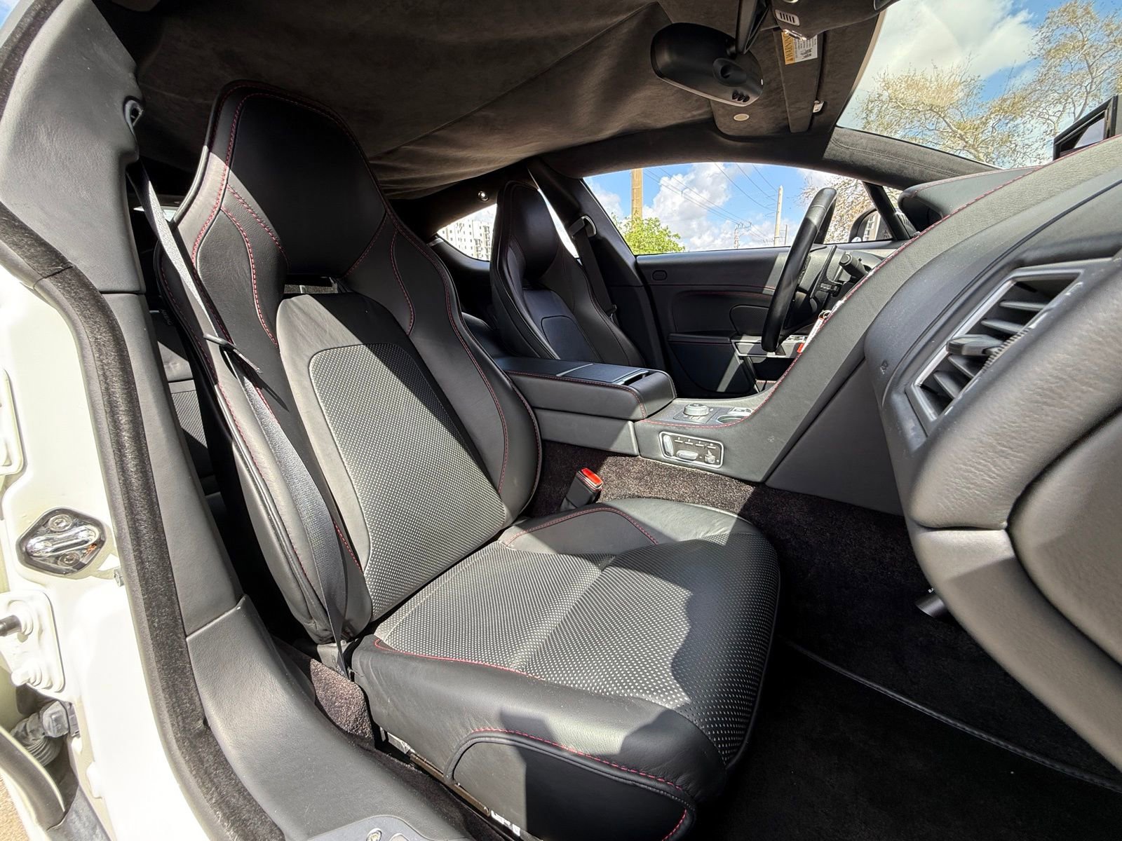 Used 2015 Aston Martin Rapide S RWD image 18