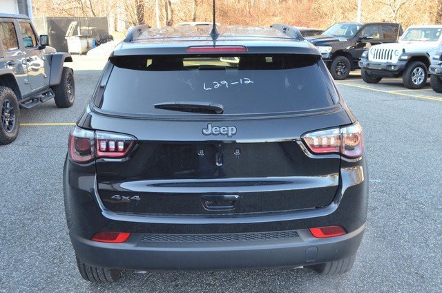 New 2026 Jeep Compass Latitude image 7