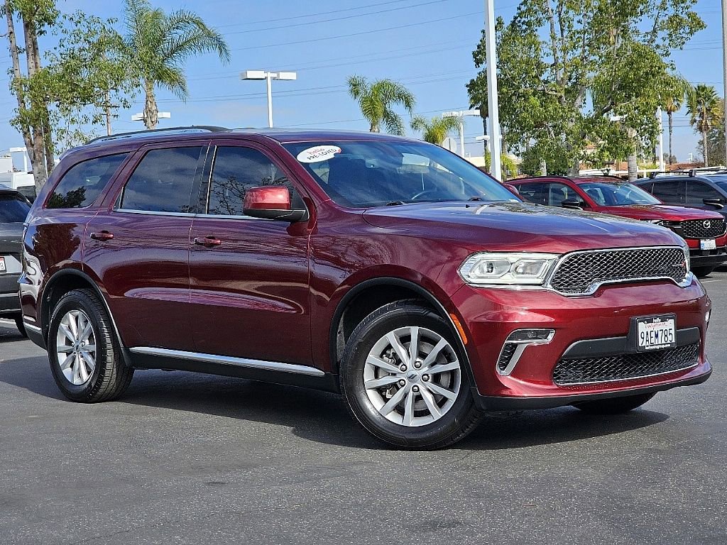 Used 2021 Dodge Durango SXT image 3