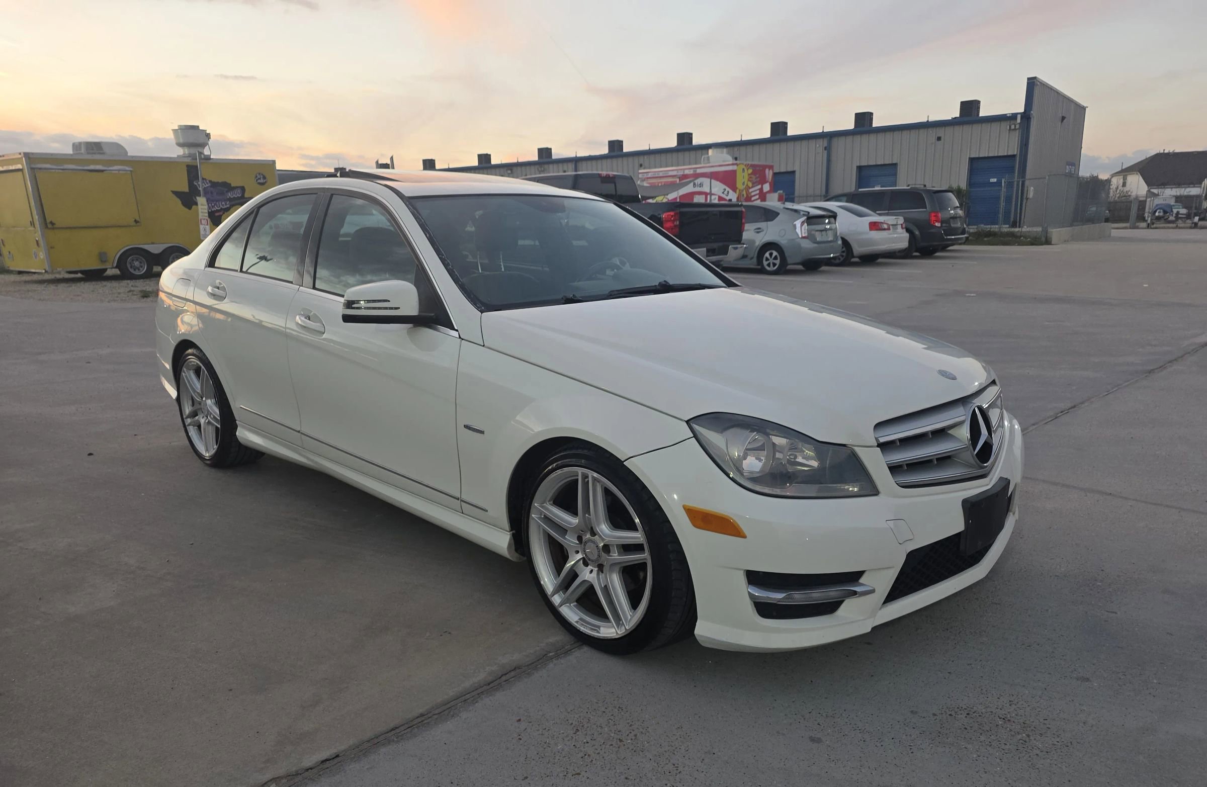 Used 2012 Mercedes-Benz C 250 Sedan image 7