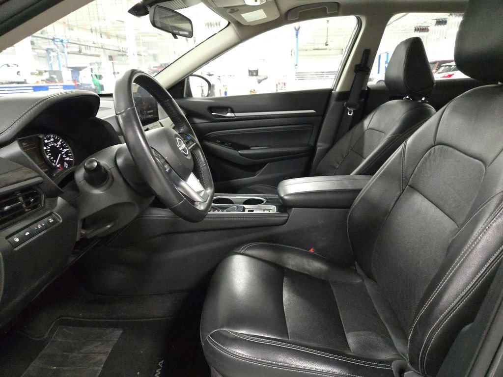 Used 2023 Nissan Altima 2.5 SL FWD image 9