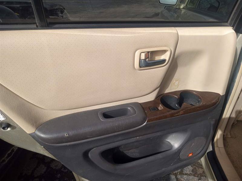 Used 2002 Toyota Highlander Limited AWD/4WD image 6