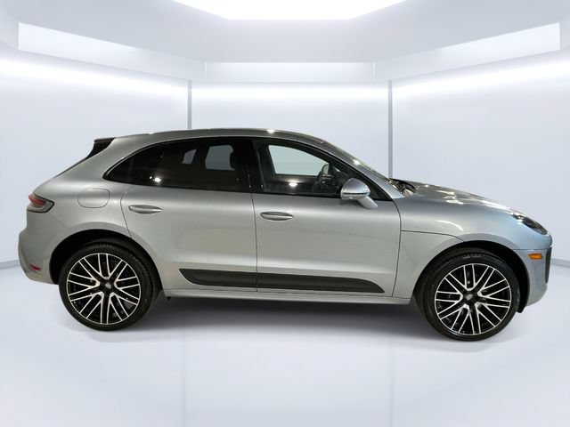New 2026 Porsche Macan AWD/4WD image 8