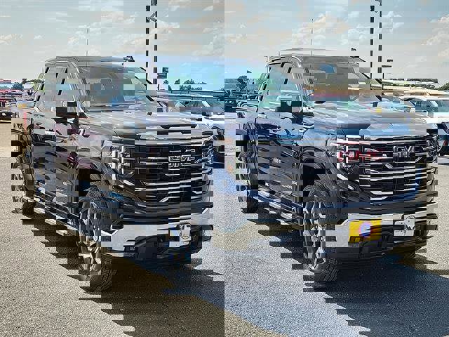 New 2026 GMC Sierra 1500 SLT image 6