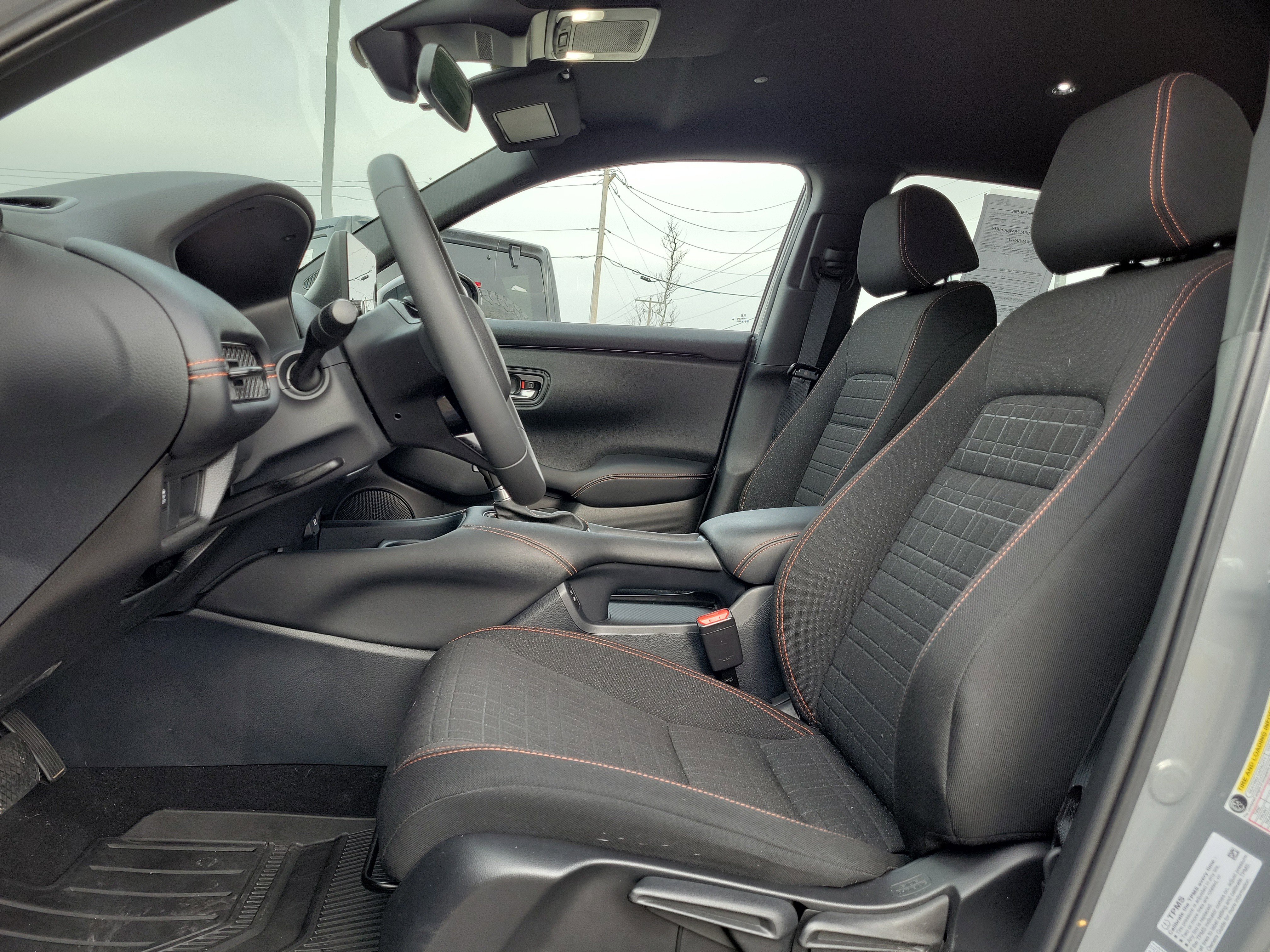 Used 2025 Honda HR-V Sport image 19