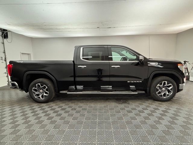 New 2026 GMC Sierra 1500 SLT w/ SLT Premium Package image 8
