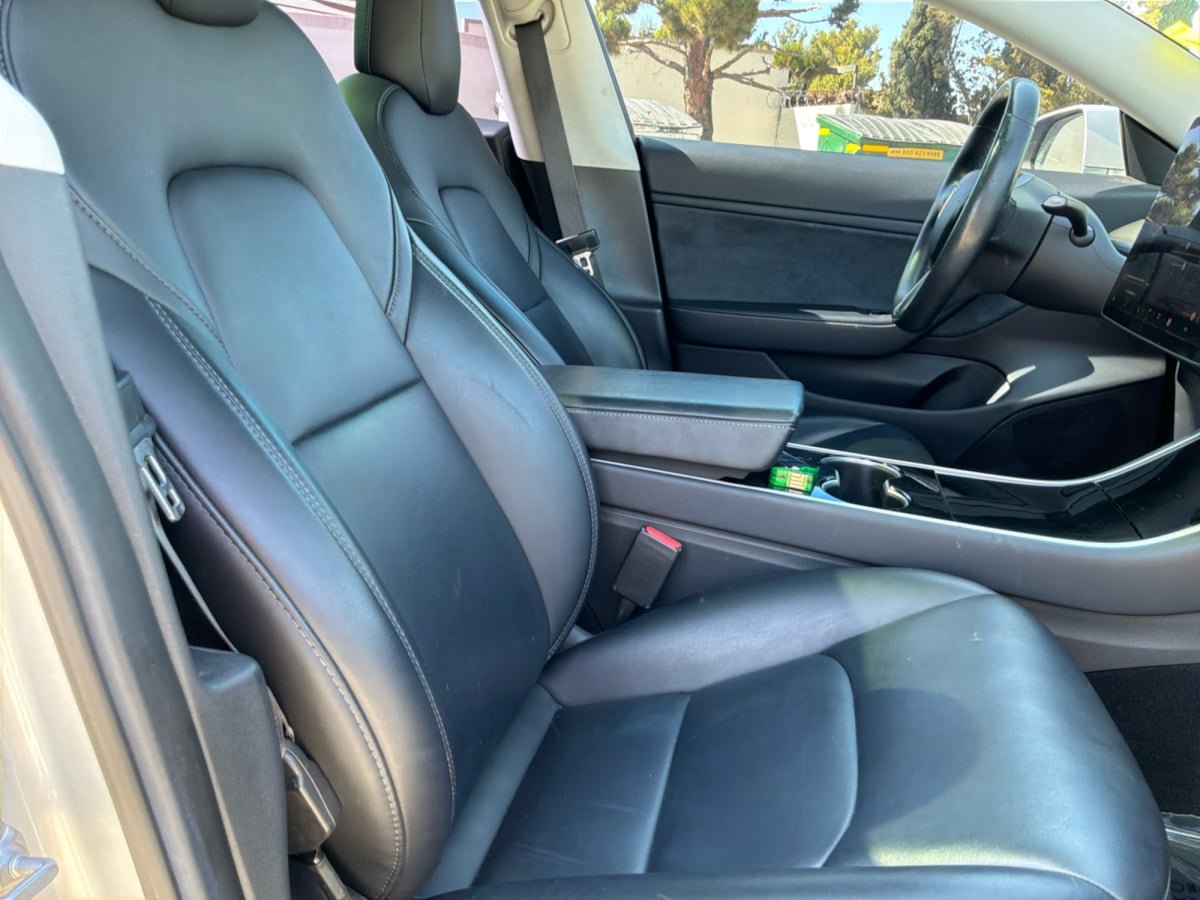 Used 2018 Tesla Model 3 Long Range RWD image 21