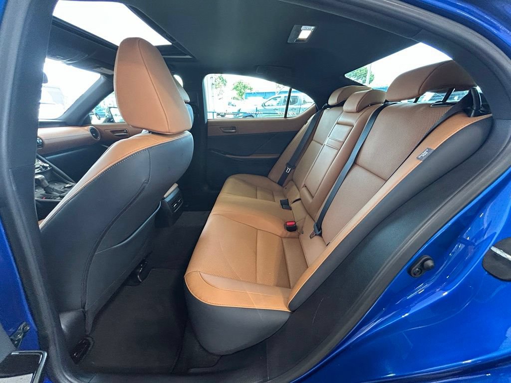 Used 2025 Lexus IS 350 F Sport w/ Accessory Package RWD image 34