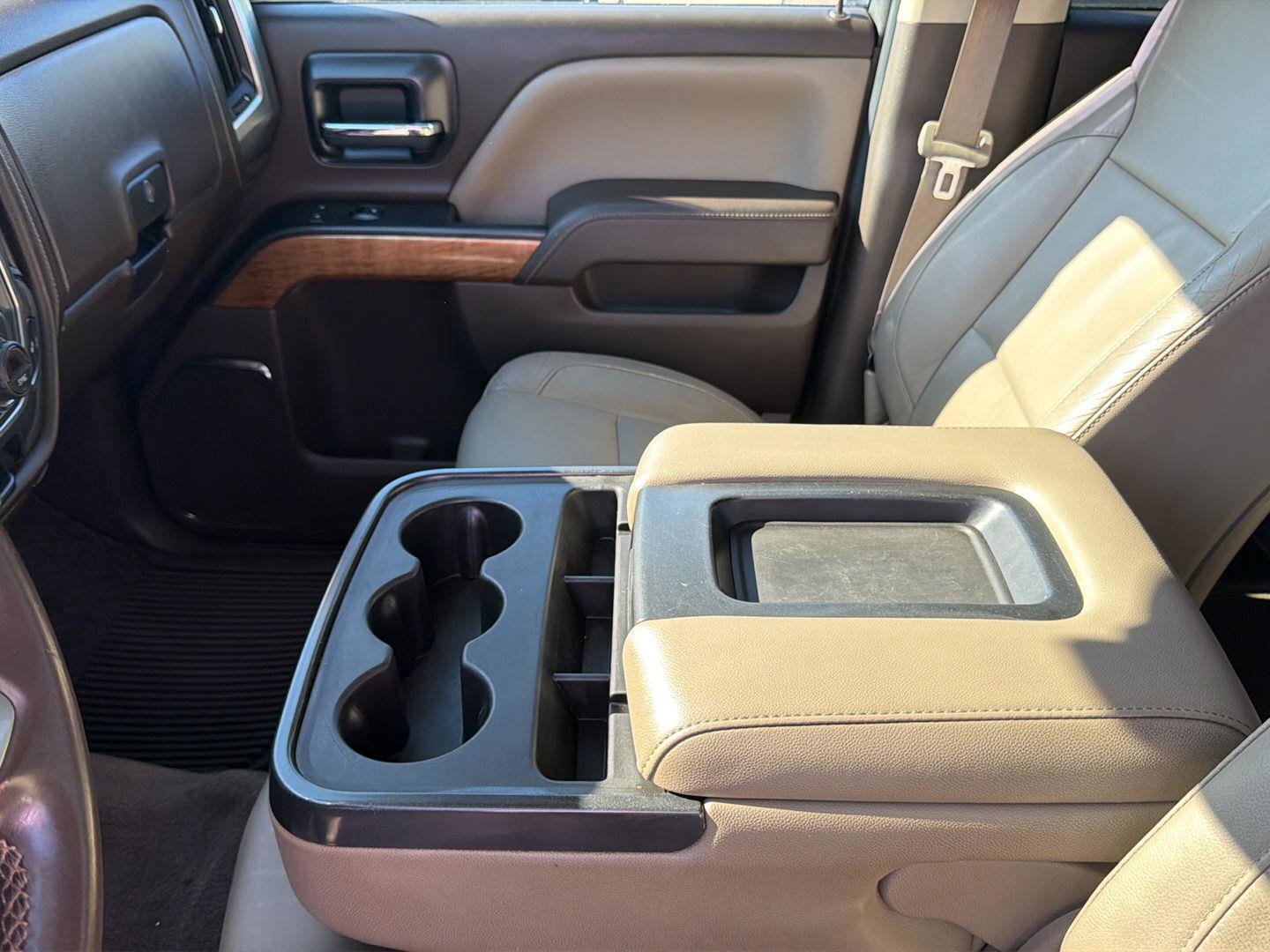 Used 2014 Chevrolet Silverado 1500 LTZ AWD/4WD image 15