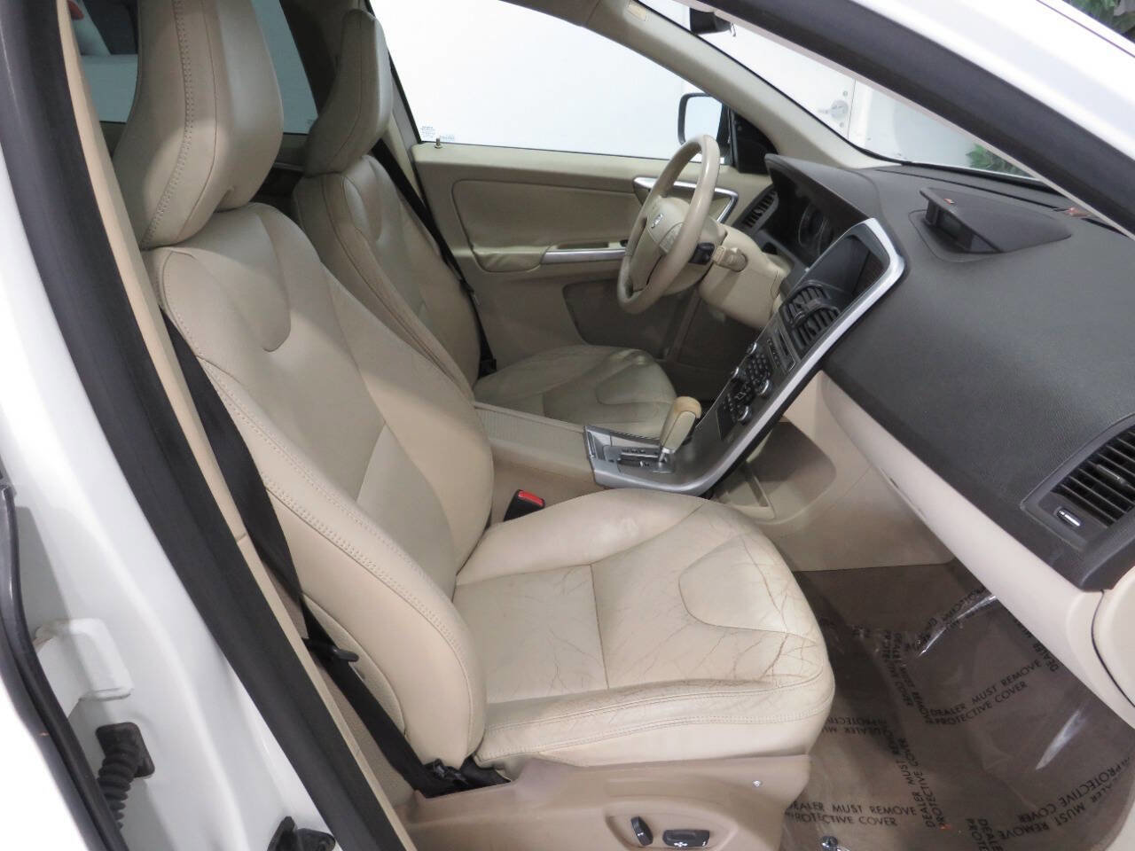 Used 2010 Volvo XC60 3.2 FWD image 9
