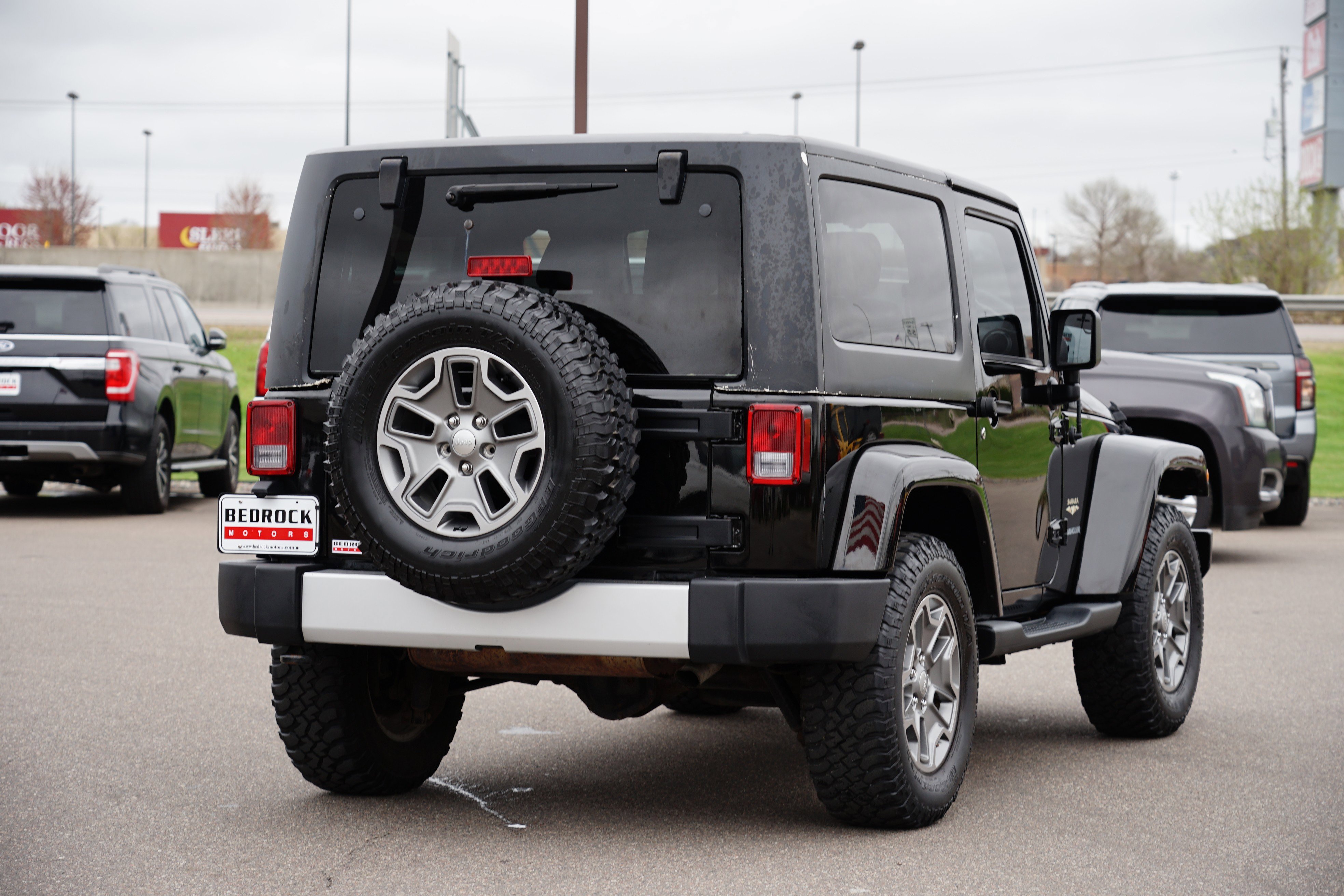 Used 2012 Jeep Wrangler Sahara w/ Dual Top Group AWD/4WD image 3