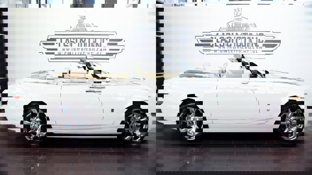 Used 2011 Rolls-Royce Phantom Drophead Coupe image 4