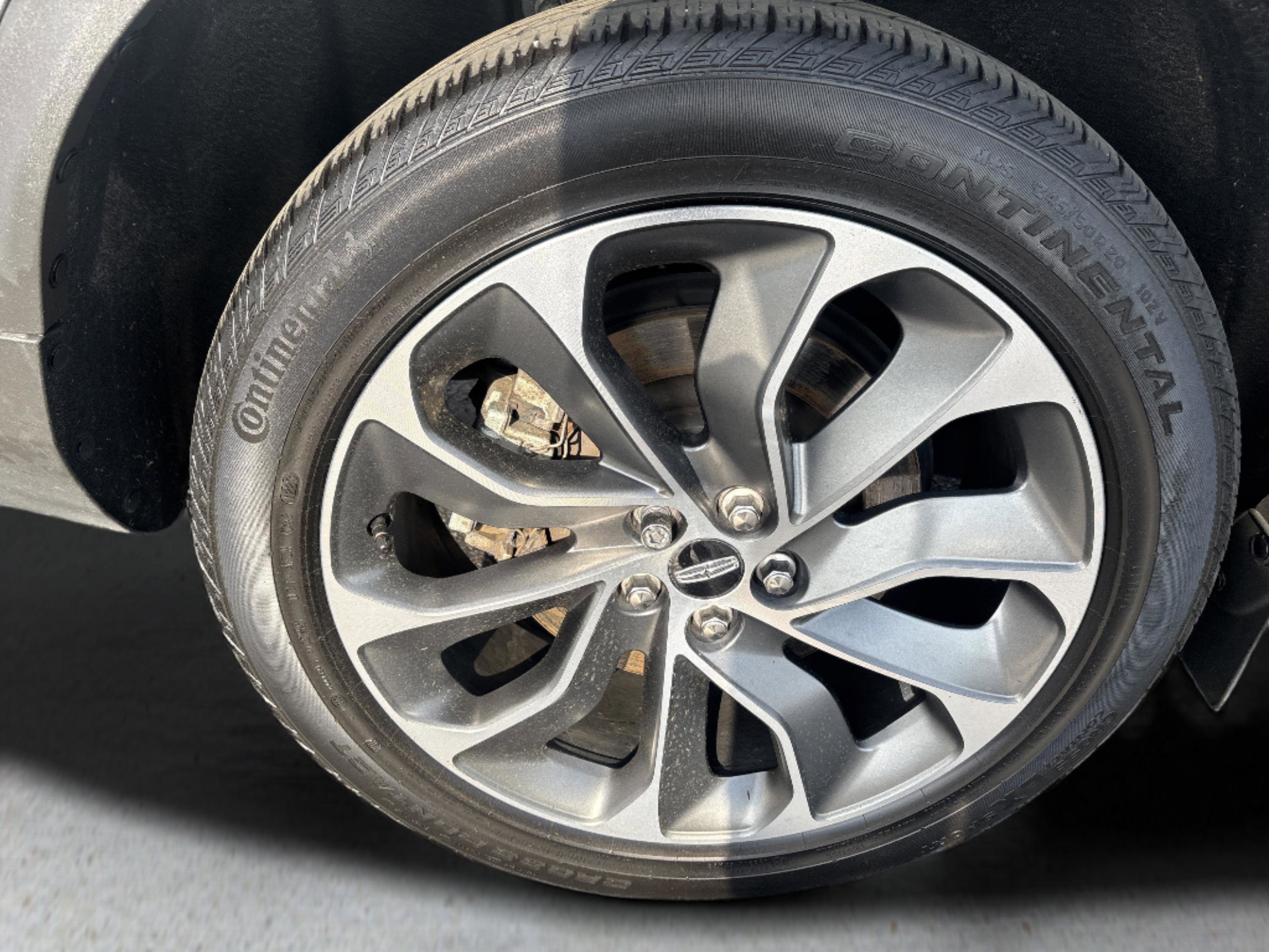 Used 2023 Lincoln Nautilus Reserve image 34