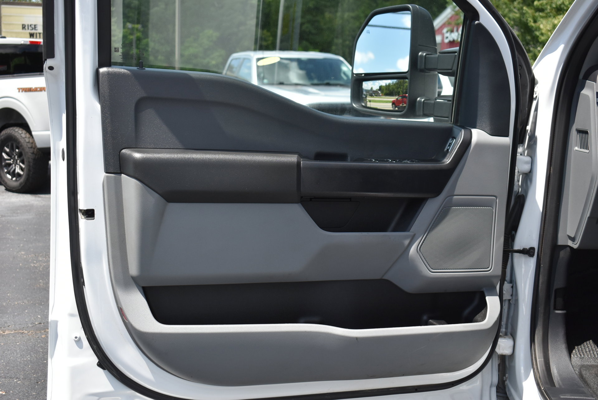 Used 2026 Ford F250 XL AWD/4WD image 11