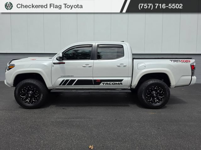 Used 2023 Toyota Tacoma TRD Sport w/ TRD Premium Sport Package AWD/4WD image 2