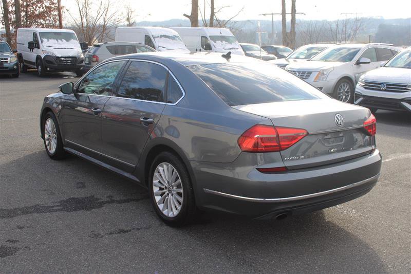 Used 2016 Volkswagen Passat 1.8T SE image 6