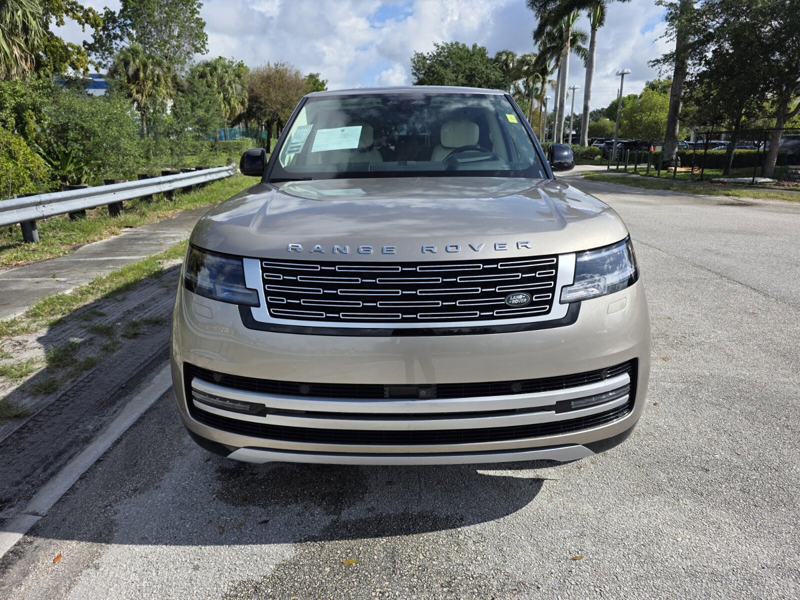 Used 2024 Land Rover Range Rover Long Wheelbase Autobiography AWD/4WD image 8