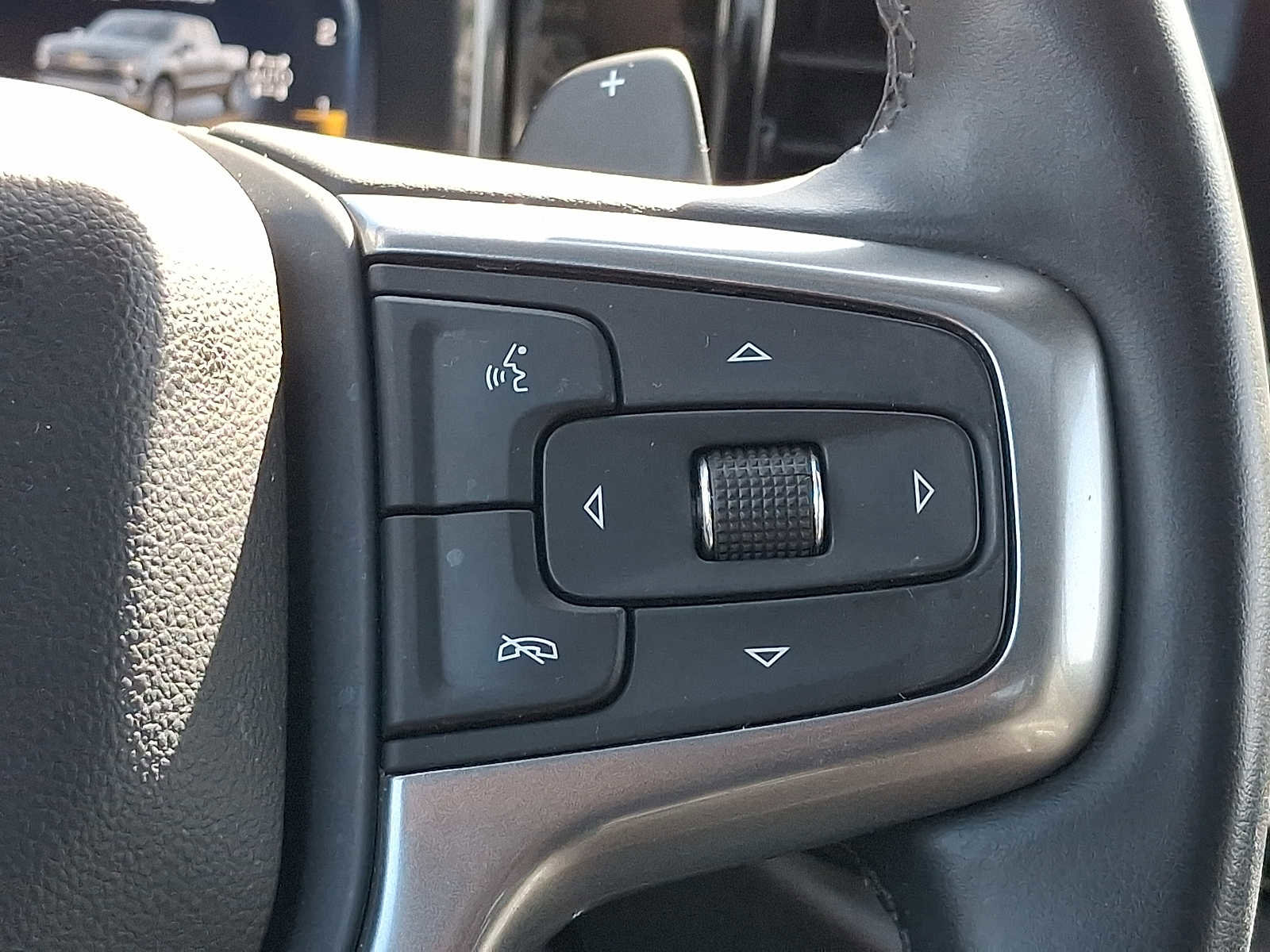 Used 2024 Chevrolet Silverado 1500 LTZ w/ LTZ Premium Package AWD/4WD image 22