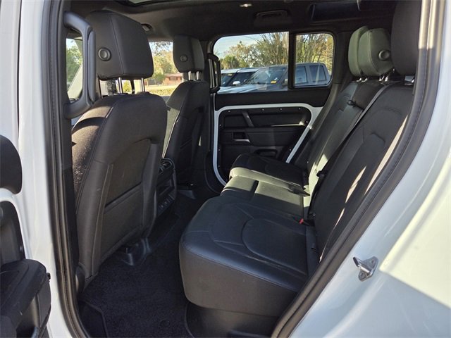 Used 2025 Land Rover Defender 110 S image 13