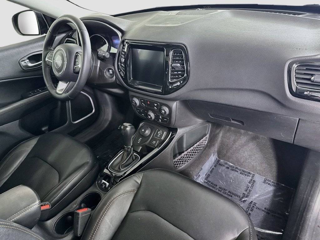 Used 2018 Jeep Compass Limited AWD/4WD image 32
