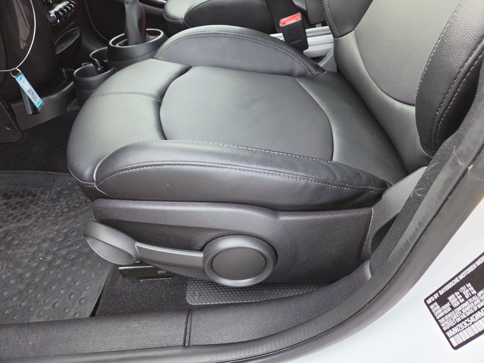 Used 2016 MINI Cooper Countryman FWD image 18