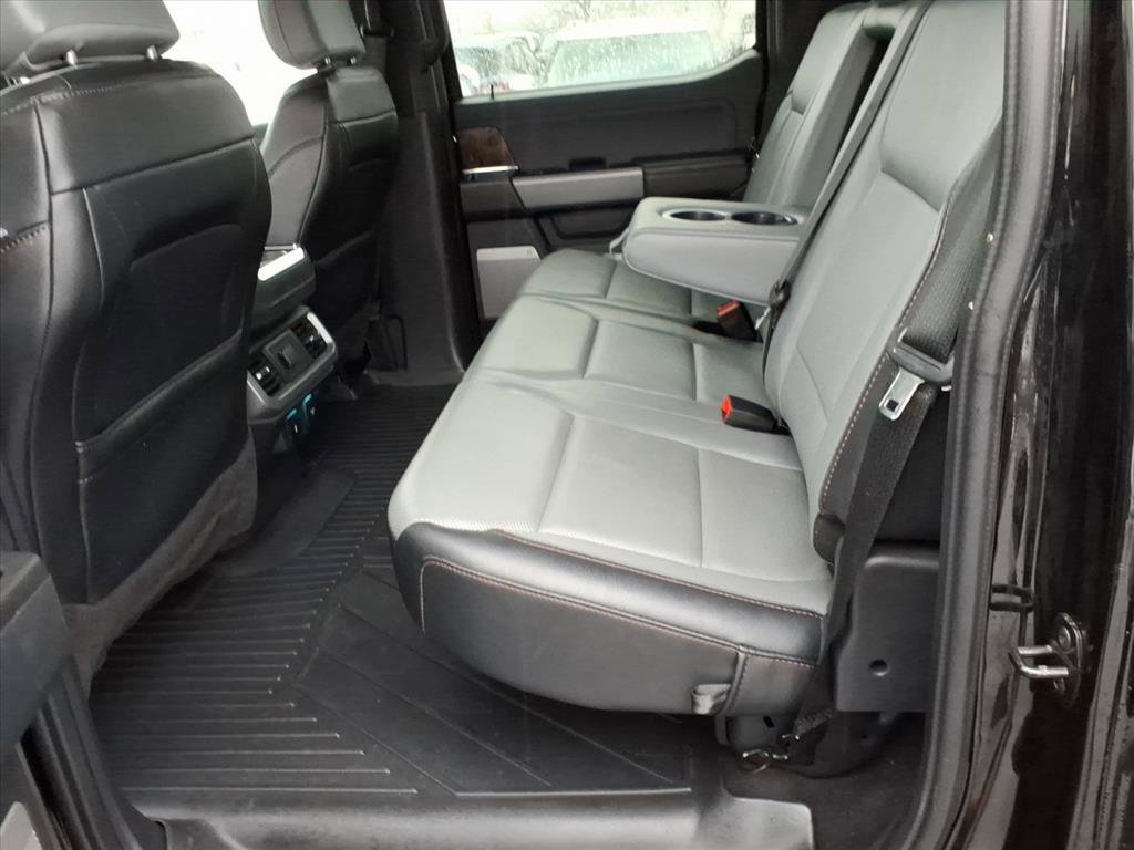 Used 2023 Ford F150 Lightning Lariat image 11