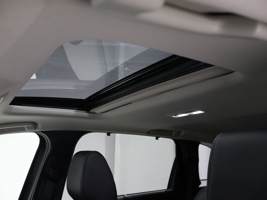 Used 2025 MAZDA CX-70 3.3 Turbo w/ Preferred Package image 10