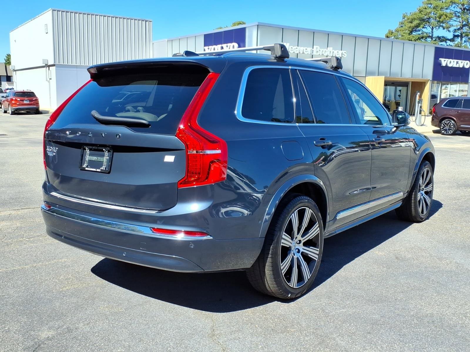 Used 2024 Volvo XC90 T8 Ultimate w/ Protection Package Premier AWD/4WD image 4