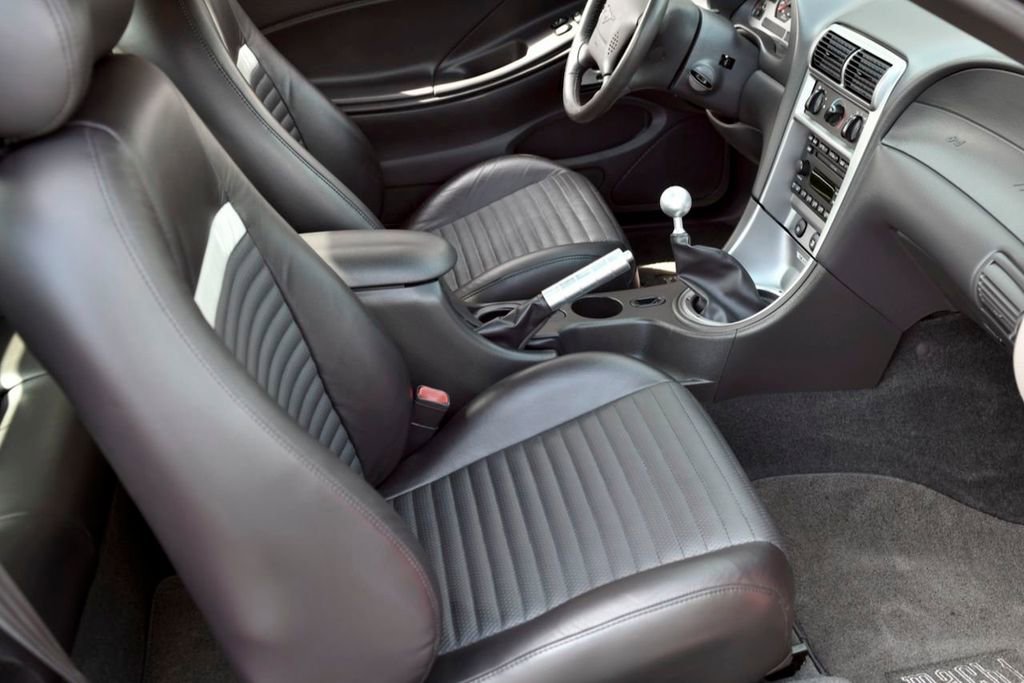 Used 2003 Ford Mustang Mach 1 RWD image 39