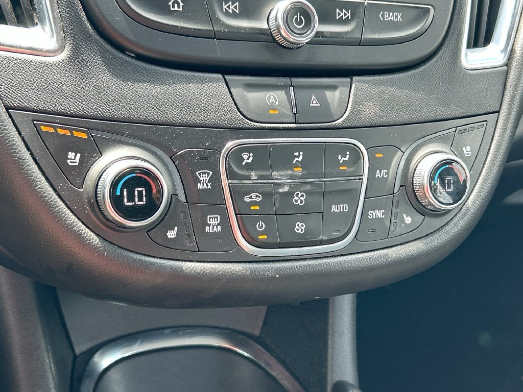Used 2024 Chevrolet Malibu LT FWD image 25