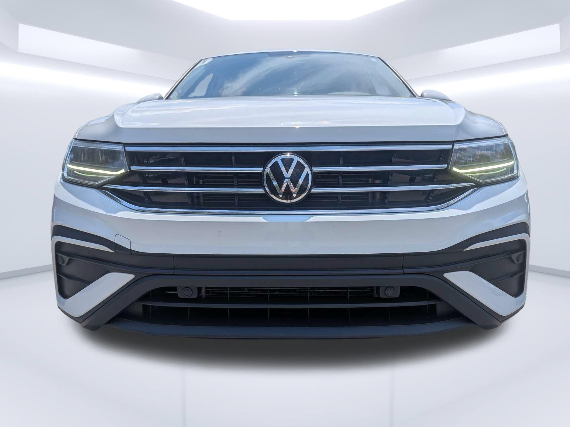 Used 2023 Volkswagen Tiguan S FWD image 7